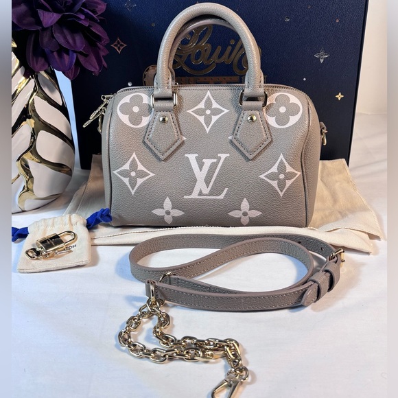 Louis Vuitton Handbags - Beautiful Louis Vuitton Speedy Bandouliere 20 Dove Cream Sold